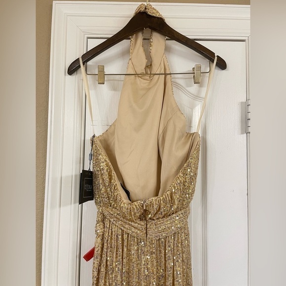 MAC DUGGAL Sequined Halter Neck Belted Soft Tie Gown - Picture 10 of 16